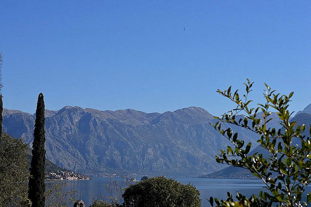 Sale, land lot, 2200m², Lipci, Kotor