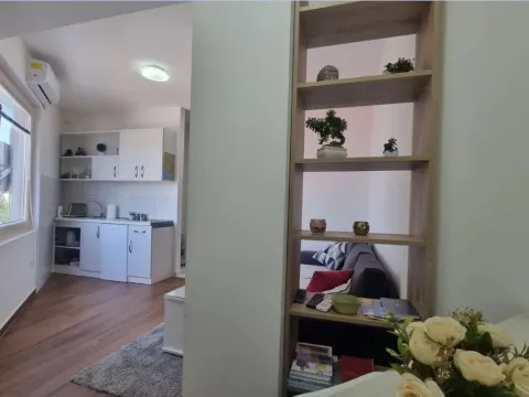 Prodaja, garsonjera, 22m², Centar, Nikšić - image 9