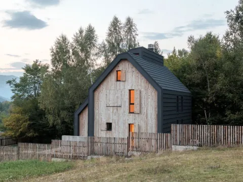 Prodaja,  kuća, 300m2, Dulovine, Kolašin
