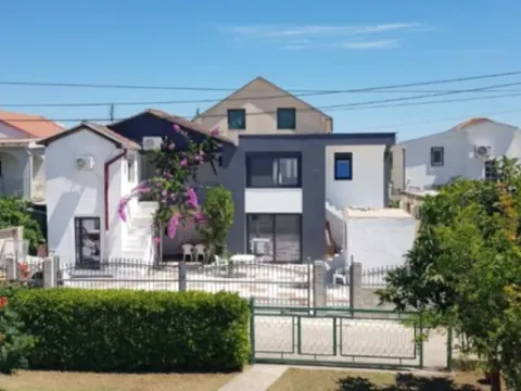 Prodaja, kuća, 240m², Donji Štoj, Ulcinj