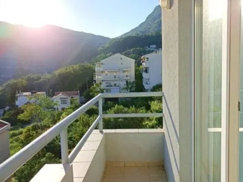Sale, two bedroom apartment, 90m², Budva, Crna Gora - image 20