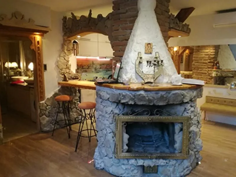 Izdavanje, dvosoban stan, 70m², Zemun Centar, Zemun Sve Podlokacije