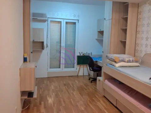 Izdavanje, dvosoban stan, 74m², Pobrežje, Podgorica - image 15