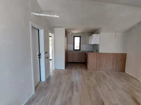 Sale, two bedroom apartment, 82m², Dumidran, Tivat - image 13