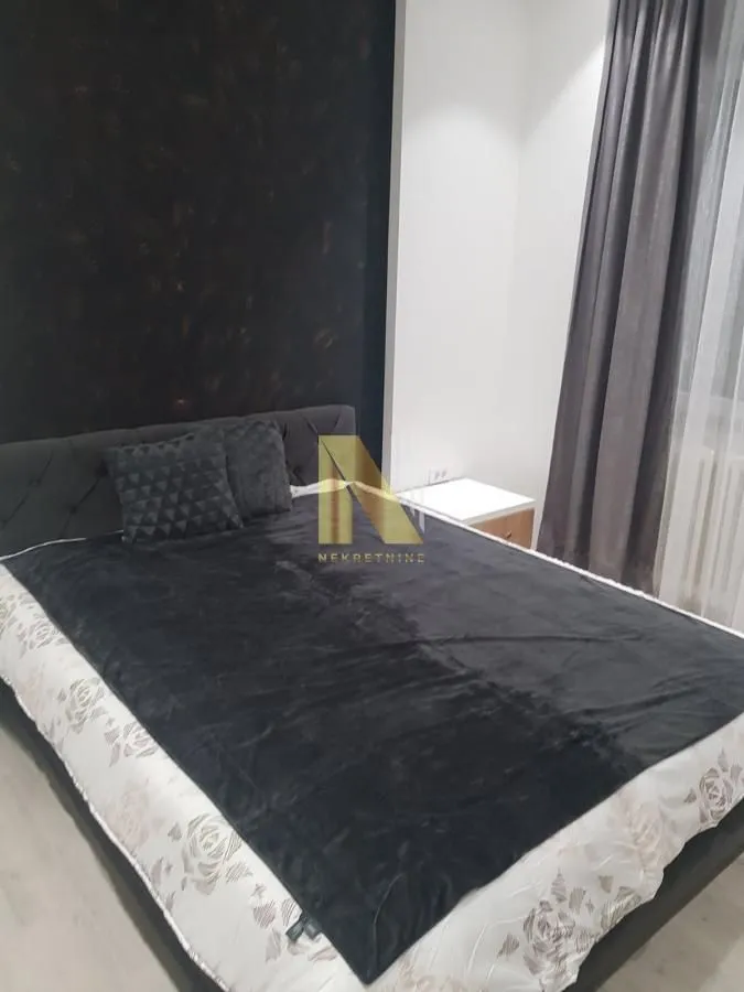 Izdavanje, trosoban stan, 80m², Stari grad, Novi Sad