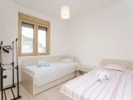 Rent, two bedroom apartment, 70m², Opatovo, Tivat - image 4