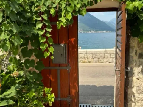 Prodaja, kuća, 232m², Dobrota, Kotor - image 5