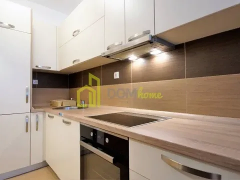 Izdavanje, dvosoban stan, 70m², Bečići, Budva - image 2