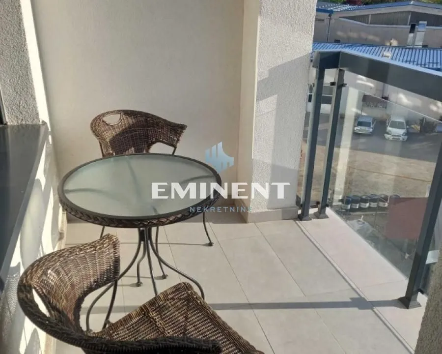 Rent, two bedroom apartment, 42m², Zemun Gornji Grad, Zemun Sve Podlokacije