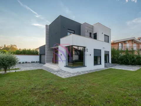 Rent, house, 180m², Gornja Gorica, Podgorica - image 9