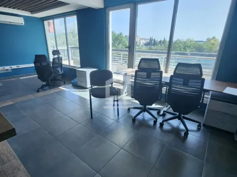 Rent, office space, 180m², Krivi Most, Podgorica - image 15