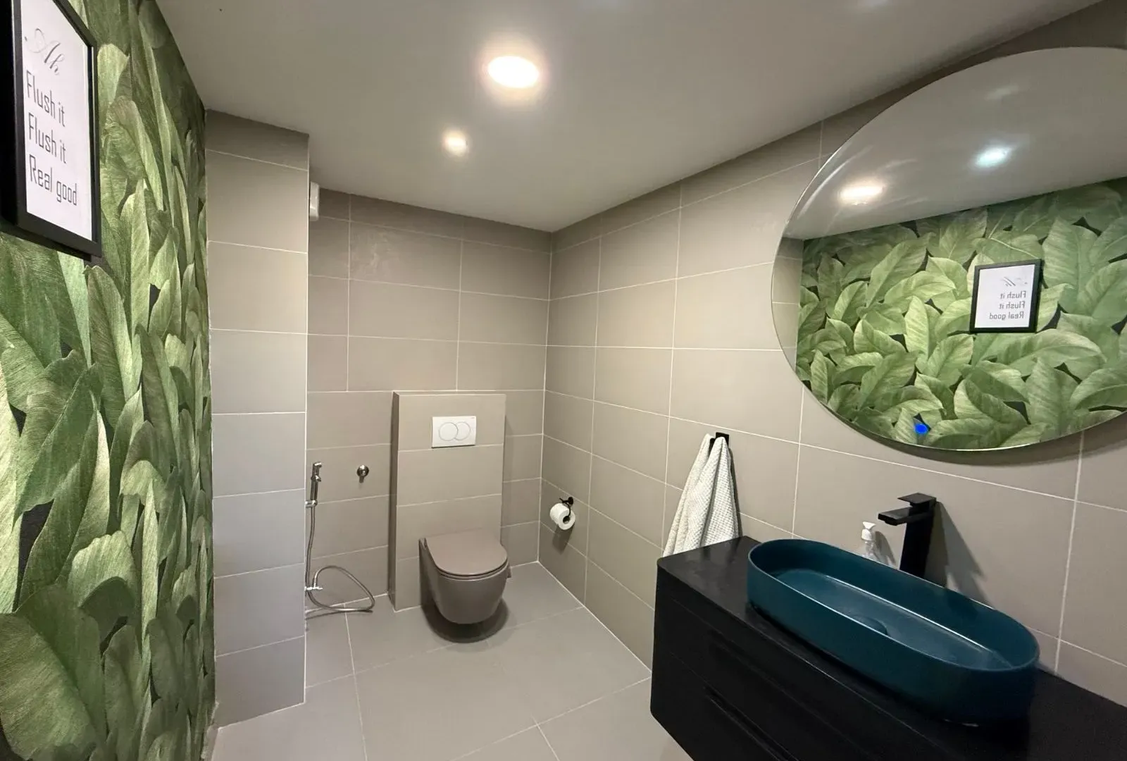 Izdavanje, stan, 300m², Gorica C, Podgorica