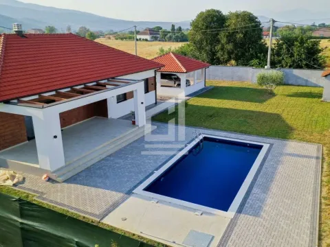 Prodaja, kuća, 200m², Podgorica, Crna Gora - image 6