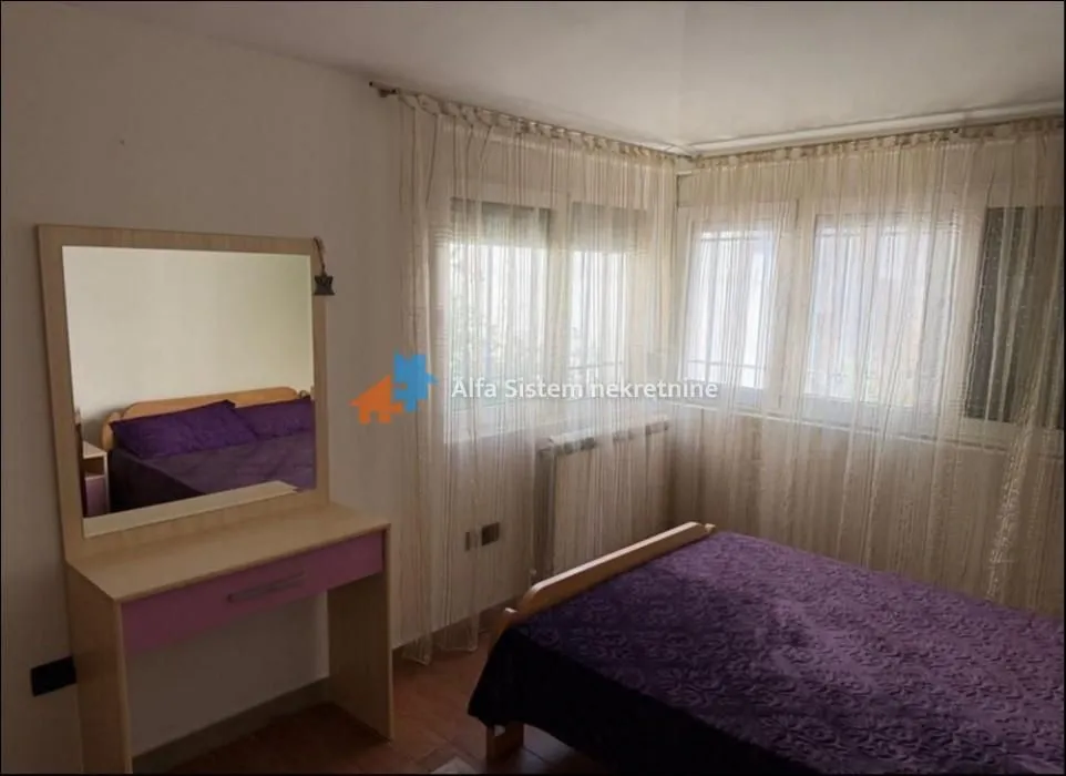 Izdavanje, stan, 170m², Savski Venac, Beograd
