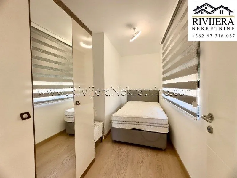 Prodaja, dvosoban stan, 87m², Tivat, Crna Gora