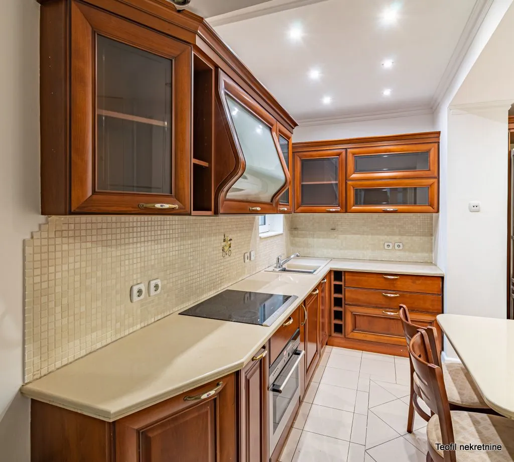 Rent, house, 375m², Senjak, Beograd