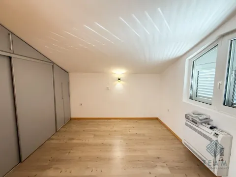 Izdavanje, kuća, 300m², Masline, Podgorica - image 7