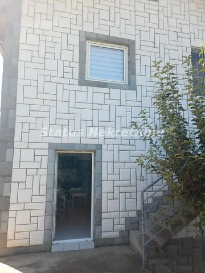 Prodaja, kuća, 138m², Sremska Kamenica, Petrovaradin