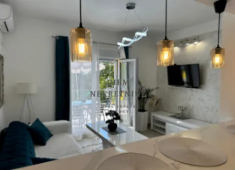 Izdavanje, dvosoban stan, 70m², Bečići, Budva - image 3