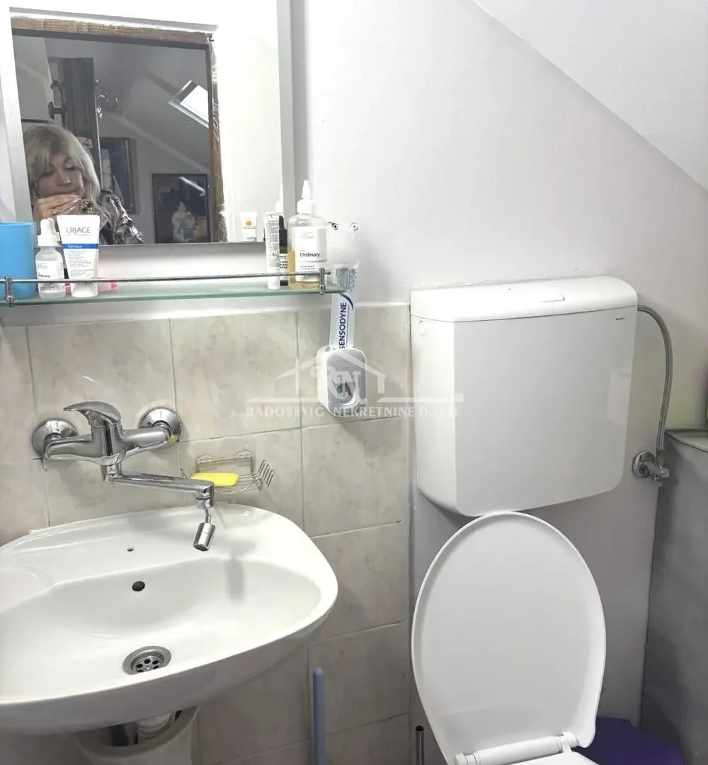 Sale, two bedroom apartment, 66m², Bele Vode, Beograd