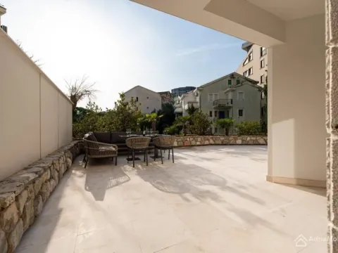 Sale, one bedroom apartment, 56m², Rafailovići, Budva - image 7