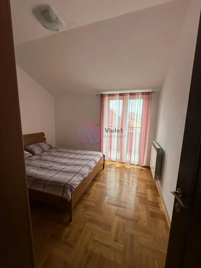 Rent, four bedroom apartment, 150m², Stari Aerodrom, Podgorica
