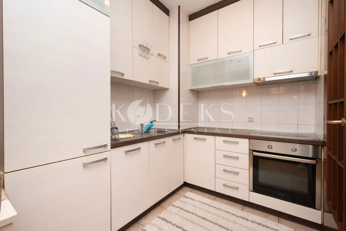 Izdavanje, jednosoban stan, 37m², Stari Aerodrom, Podgorica
