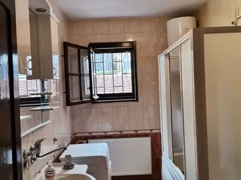 Izdavanje, kuća, 340m², Savski Venac, Beograd - image 6