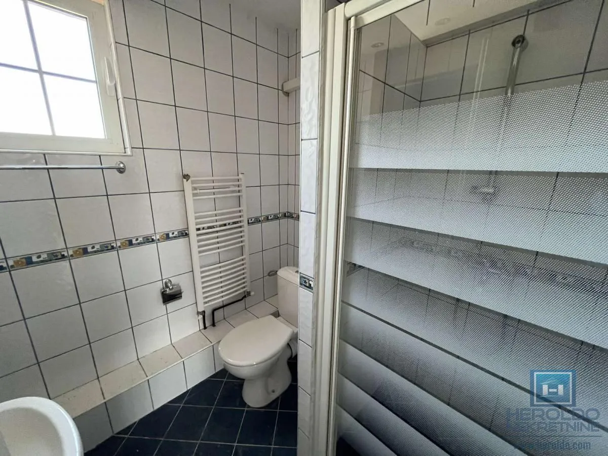 Prodaja, kuća, 400m², Centar, Jagodina