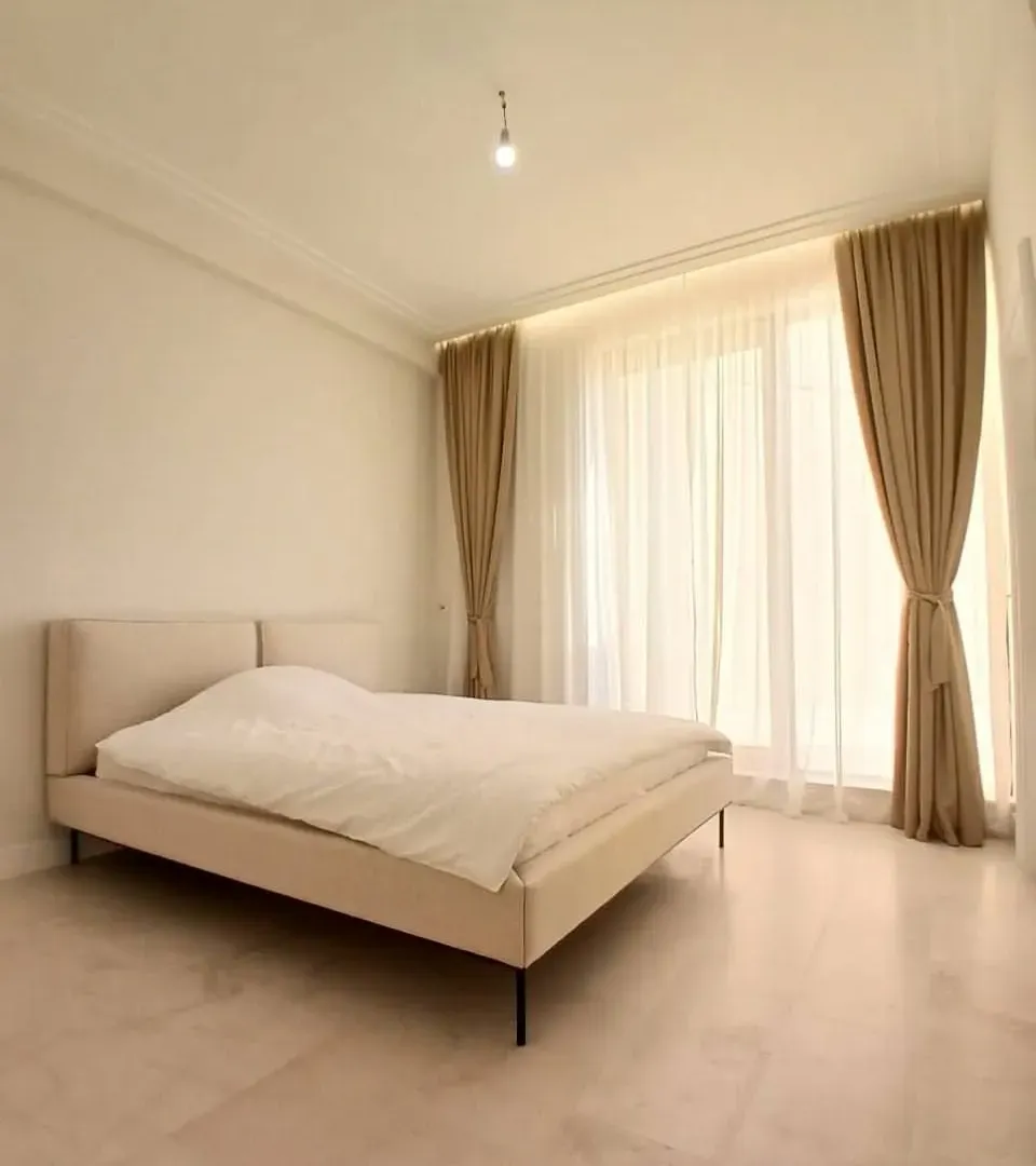 Prodaja, trosoban stan, 198m², Budva, Crna Gora