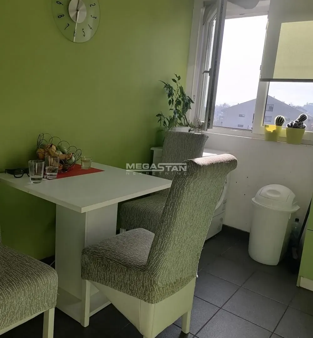Prodaja, trosoban stan, 80m², Karaburma, Palilula Sve Podlokacije