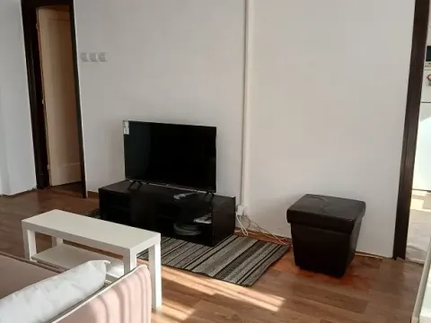 Izdavanje, jednosoban stan, 34m², Stari Grad, Beograd - image 4