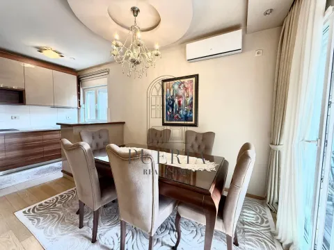 Rent, three bedroom apartment, 105m², City Kvart, Podgorica - image 5