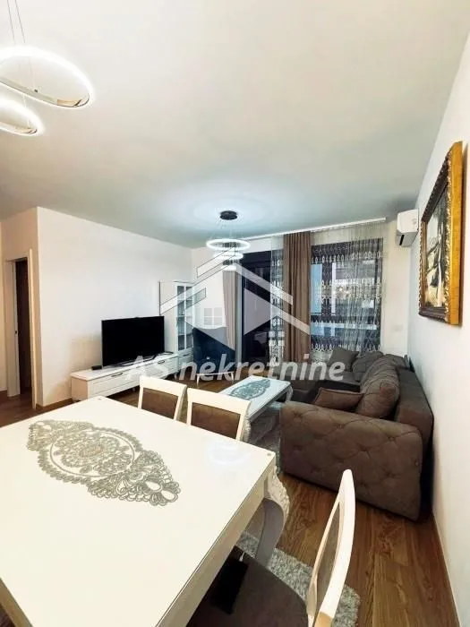 Izdavanje, dvosoban stan, 59m², Fon (Fon - Bilećka), Voždovac Sve Podlokacije