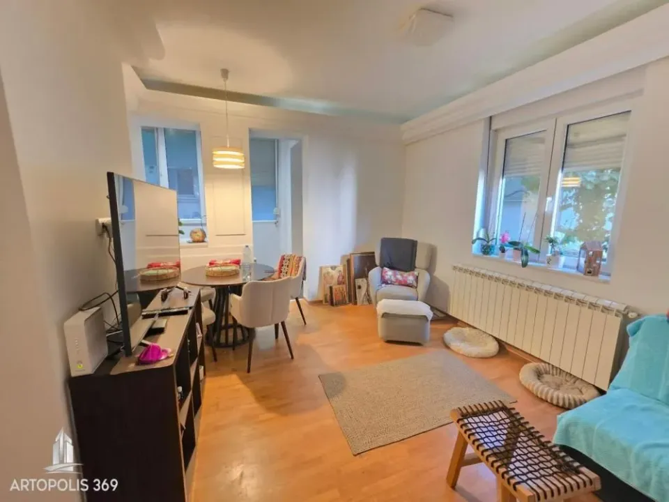 Sale, two bedroom apartment, 53m², Vračar Hram, Vračar Sve Podlokacije