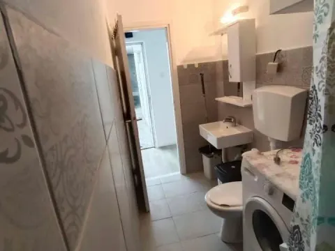 Rent, studio apartment, 30m², Preko Morače, Podgorica - image 9