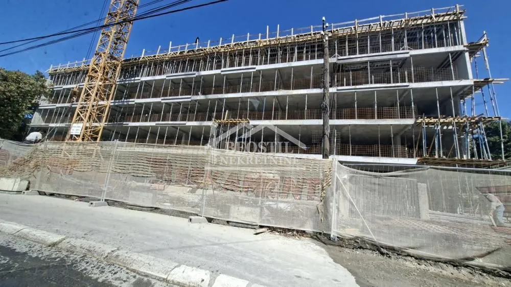 Prodaja, dvosoban stan, 46m², Kluz, Zvezdara Sve Podlokacije