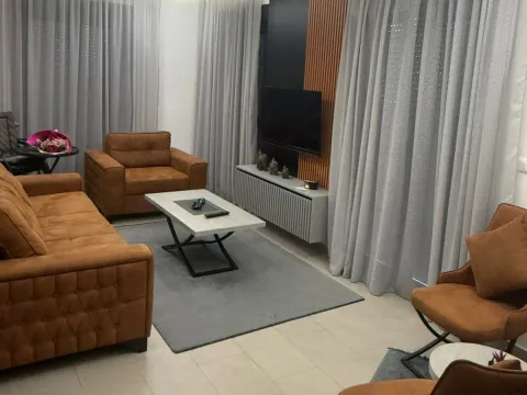 Rent, one bedroom apartment, 60m², Budva, Crna Gora - image 9