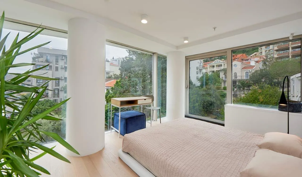 Sale, two bedroom apartment, 100m², Centar, Budva