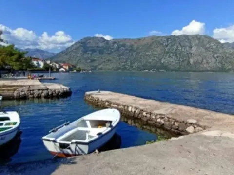 Sale, studio apartment, 25m², Prčanj, Kotor - image 2