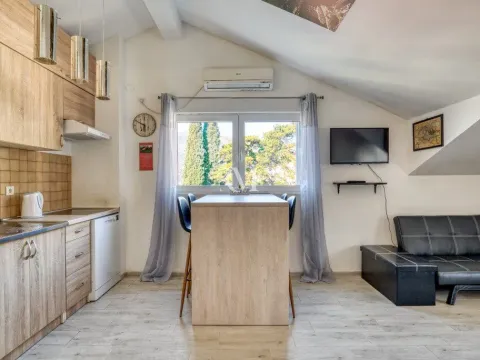 Prodaja, stan, 30m², Donja Lastva, Tivat - image 4