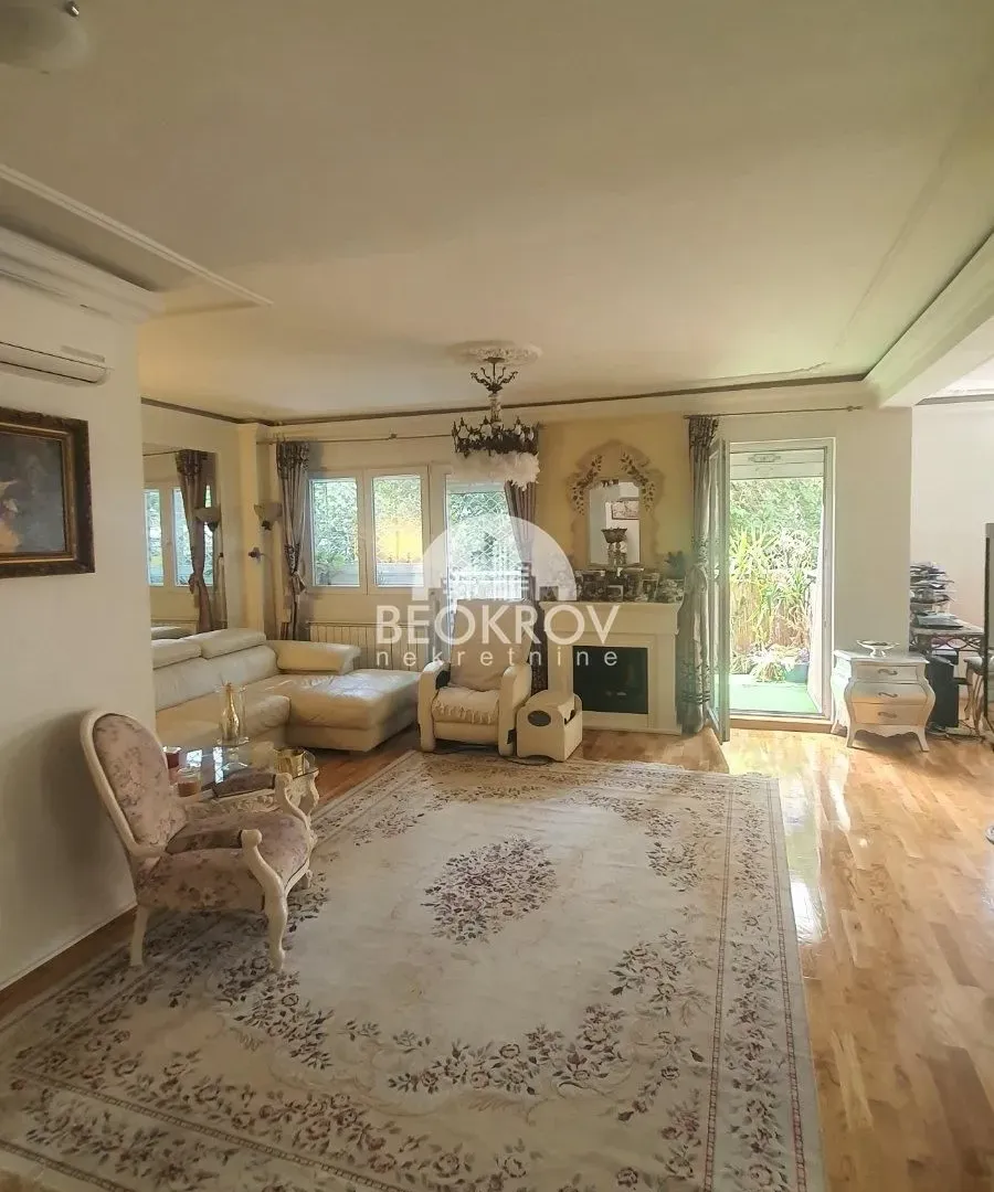 Izdavanje, četvorosoban stan, 150m², Čubura, Beograd