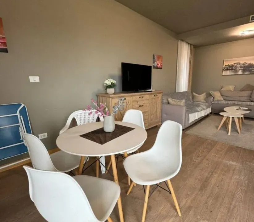 Stan-na-dan, jednosoban stan, 70m², Centar, Budva