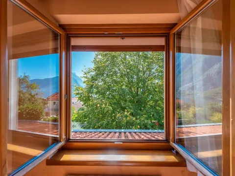 Sale, house, 305m², Orahovac, Kotor - image 24