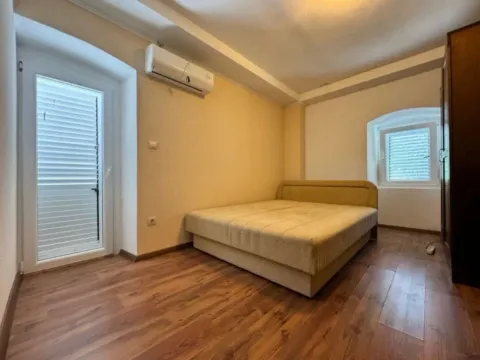 Prodaja, kuća, 163m², Kamenari, Herceg Novi - image 16