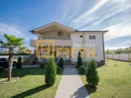 Izdavanje, dvosoban stan, 125m², Tološi, Podgorica - image 1