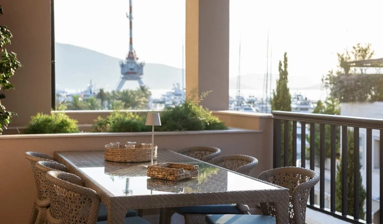 Prodaja, trosoban stan, 201m², Porto Montenegro, Tivat
