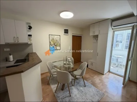 Izdavanje, dvosoban stan, 54m², Kalenić Pijaca, Vračar Sve Podlokacije - image 4