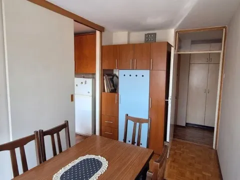 Sale, two bedroom apartment, 57m², Novi Beograd Blok 28, Novi Beograd Sve Podlokacije - image 6