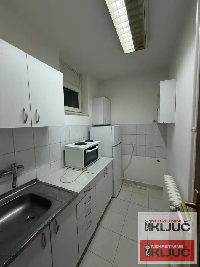 Prodaja, jednosoban stan, 32m², Nova Detelinara, Novi Sad Sve Podlokacije